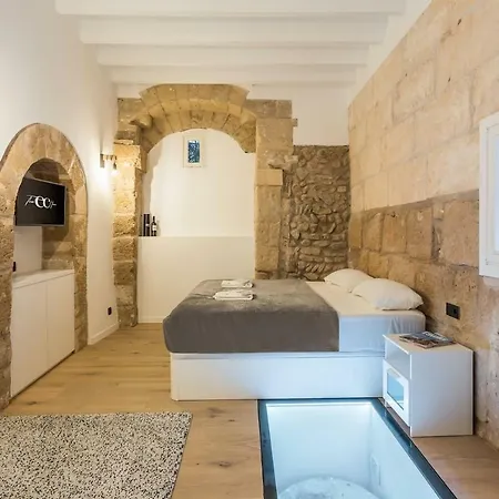 Cave Apartmán *
